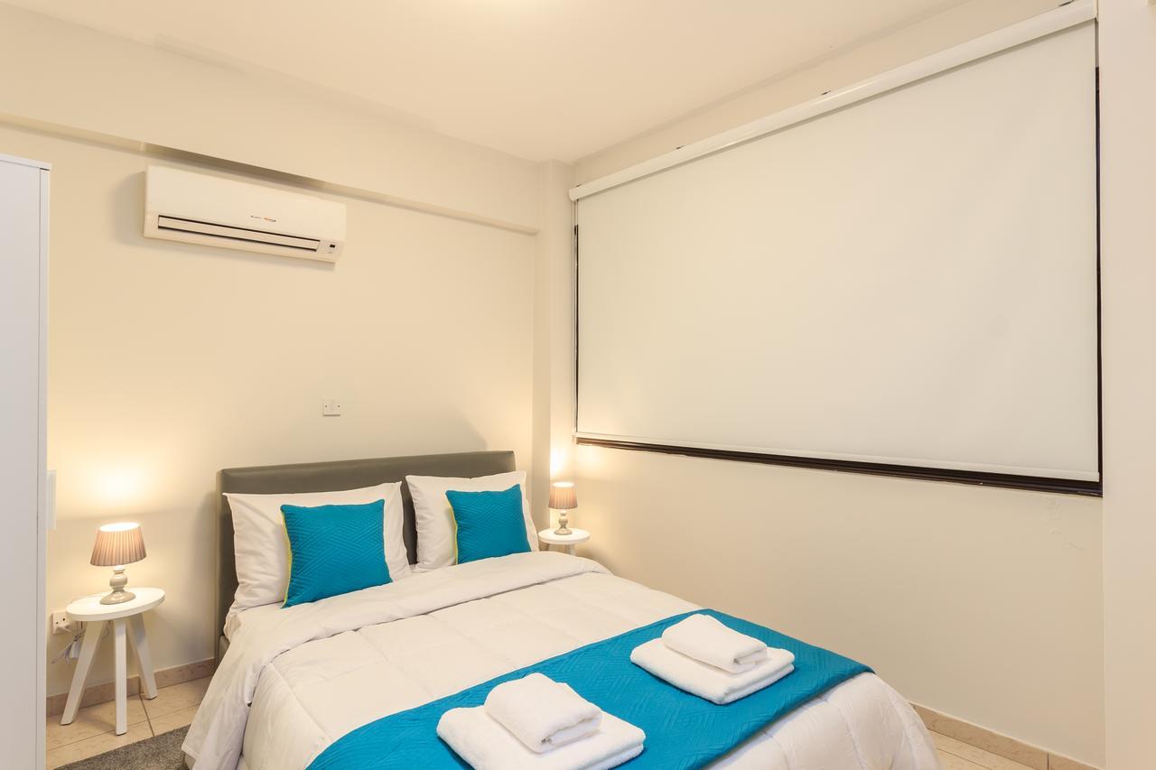 Soho City Apartments Larnaca Exteriör bild